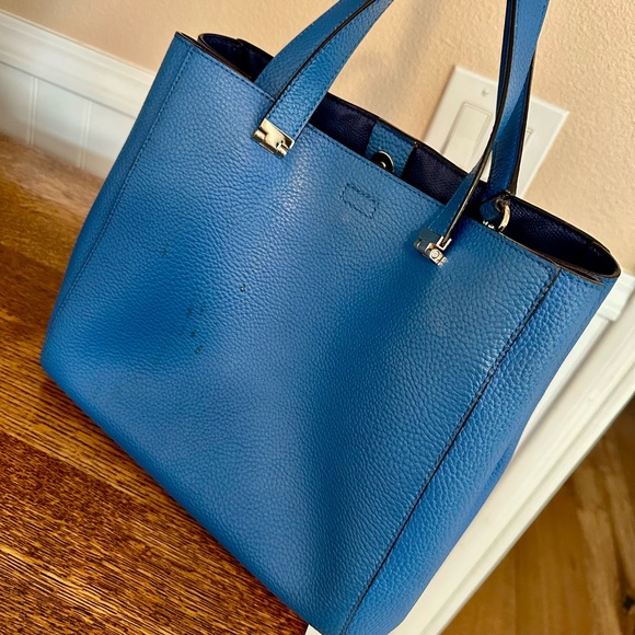 Kate Spade handbag with shoulder strap. Gently used. - Picture 4 of 4